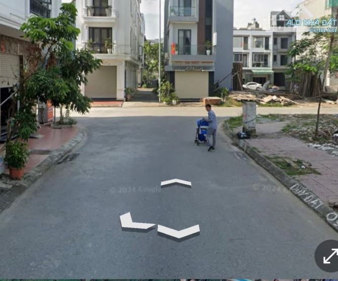 Bán Đất,Cầu Bính ( tdc Chợ Hoa quả), Thượng Lý, Hồng Bàng . 5,4 tỷ. Diện Tích 97,7 m2. - 1