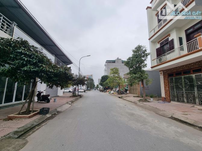 Bán đất bò sơn 4 phố bò sơn dt 80m2 + mt 5m + hướng đông nam giá 10.8 tỷ - 1