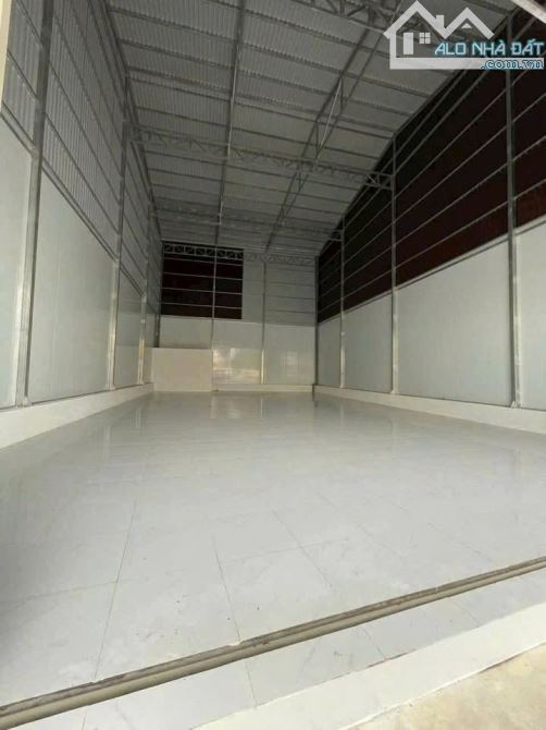 Kinh doanh thất bại bán gấp căn xưởng nằm ngay Tx Trảng Bàng - đang cho thuê - sổ riêng - 1
