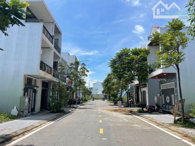 Bán đất KQH Hương Sơ, Nguyễn Văn Linh hướng Đông Nam cạnh Bãy Sậy - 1