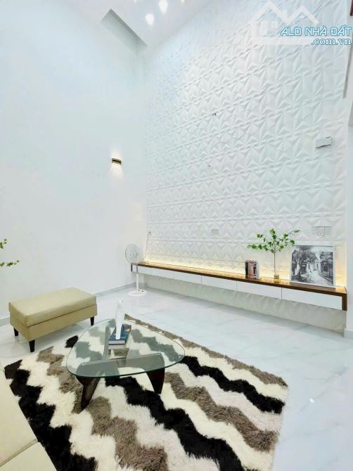 Hẻm Xe Hơi 1Trục Ngay Nguyễn Văn khối 50M² 5Tầng Tặng Nội Thất Như Hình - 1
