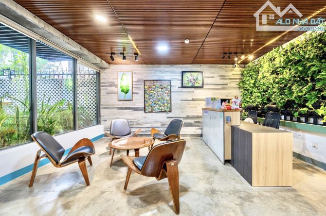 Bán Shophouse Regal Pavillon 4 Tầng, đường Nguyễn Lộ Trạch, Q.Hải Châu, 121m2- 16 Tỷ TL - 1