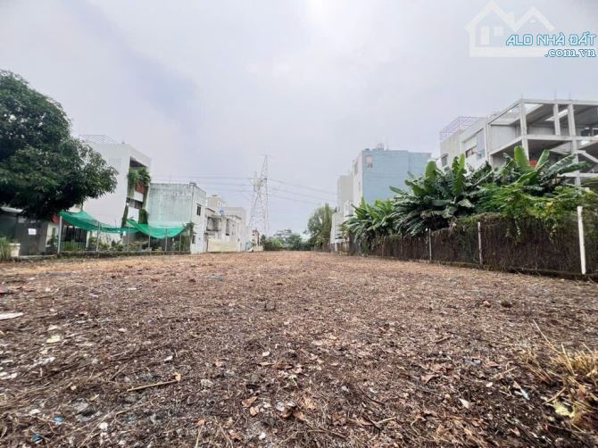 CỰC CỰC RẺ - ĐẤT LỚN, THỔ CƯ - GẦN 2300M2, NGANG 21M - MT ĐƯỜNG KHU DCPL SÁT VÕ VĂN KIỆT - 1