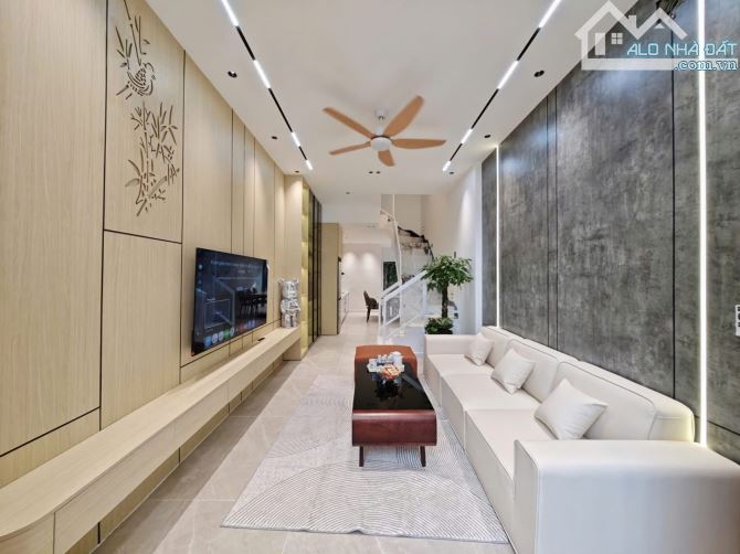 Bán Nhà 3 Tầng Dũng Sĩ Thanh Khê 57m2 xây mới - 1