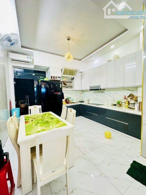 NHÀ 4 TẦNG - HXH - DƯƠNG CÁT LỢI - DT 4 x15m - TT NHÀ BÈ - NHỈNH 6Tỷ - 1