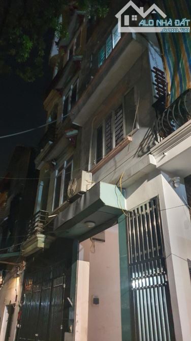 ✈️BÁN NHÀ PHỐ SÀI ĐỒNG.TT PHÚC LỢI ✈️45m2. 3 tầng. Giá 8.5 tỷ. Ngõ rộng. Ô tô ngủ trong nh - 1