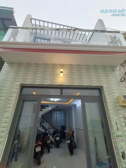 BÁN NHÀ 2 TẦNG MỚI ĐẸP, QUẬN TÂN BÌNH, SHR, 46M CÔNG NHẬN, NHỈNH 4 TỶ - 1