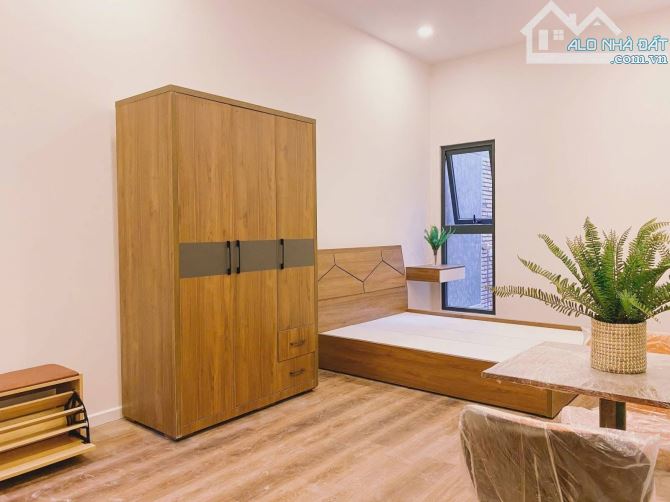 Căn góc 2 mặt tiền hẻm xe hơi, Võ Thị Sáu P.Tân Định Quận 1, đang có HĐT 120Triệu - 148m2. - 1