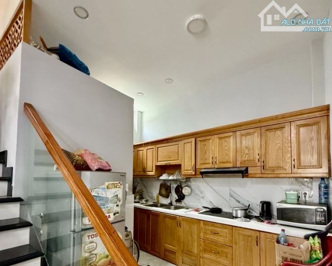 Bán nhà hẻm xe tải tránh nhau, gần mặt tiền Nguyễn Văn Linh, 50m2 chỉ 7 tỷ - 1