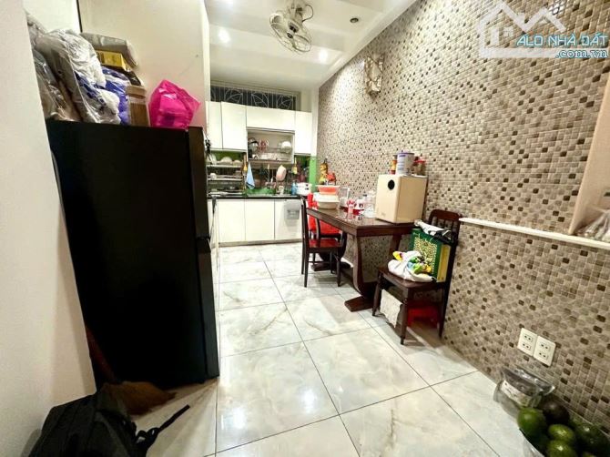 💥 6,7 TỈ -  5 TẦNG ĐÚC - HẺM XE HƠI 1 SẸC - GIÁP Q.1 - NGUYỄN CỬU VÂN - P.17 - BÌNH THẠNH - 1