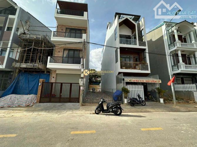 BÁN ĐẤT DÃY E 2 MẶT TIỀN KQH PHẠM HỒNG THÁI 90m2 CÁCH HỒ XUÂN HƯƠNG 900m - 1