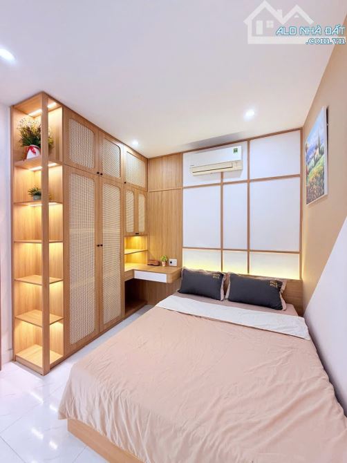 BánNhà 2 tầng k424/.... Lê Duẩn,   🍁Kiệt trước nhà 4m & cách đường 50m - 1