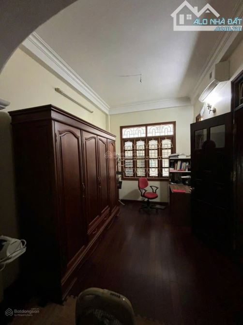 Cho thuê NHÀ  ĐẸP 165 Dương Quảng Hàm, Cầu Giấy 30m x 5T, 3PN4VS giá 15 triệu - 1
