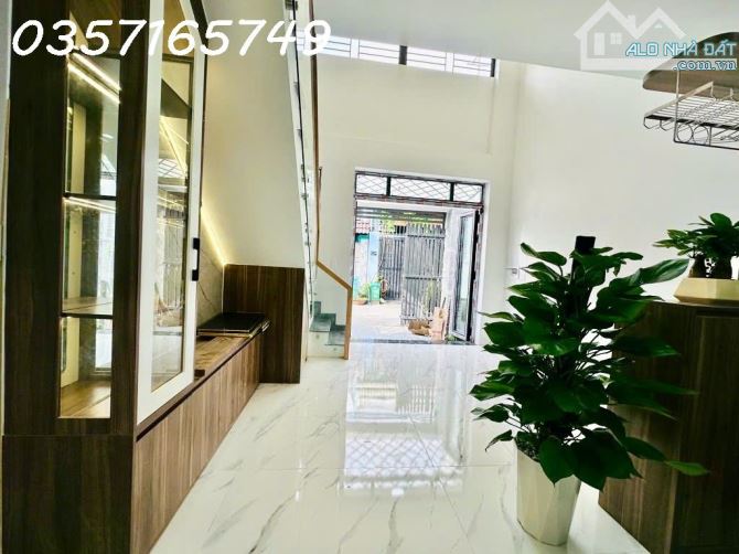 BÁN NHÀ 1 TRỆT 1 LỬNG FULL NỘI THẤT – GIÁ CHỈ 5 TỶ 250 TRIỆU – HẺM 160 - TRỤC ĐƯỜNG CHÍNH - 1