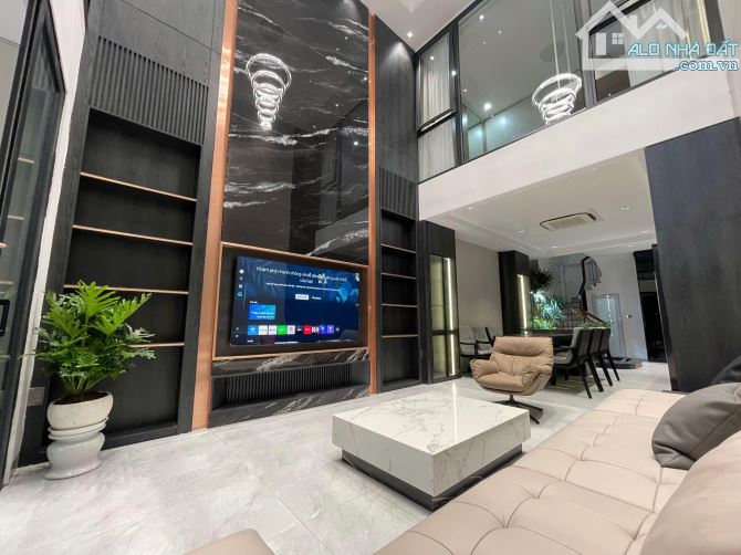 Bán nhà phố Ngọc Thụy 65m², 5 tầng thang máy, mặt tiền 4.1m, giá 16.8 tỷ – Long Biên - 1