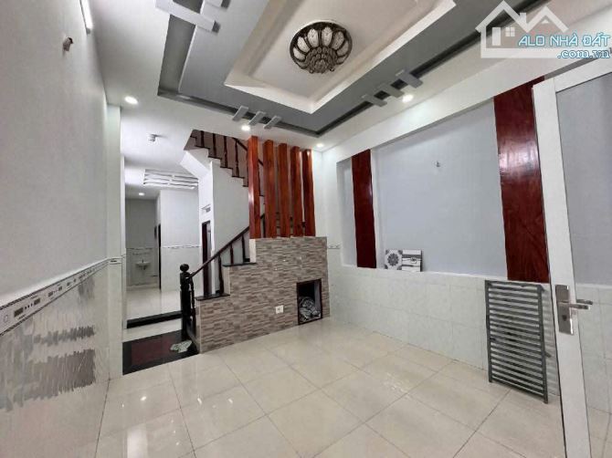 4 tầng 35m2 ngay trục đường PHAN ĐĂNG LƯU trung tâm quận Bình Thạnh chỉ 4,1ty - 1