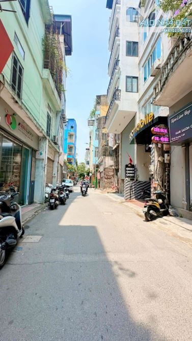 LÔ GÓC, MP TRUNG LIỆT, BÁN ĐẤT TẶNG NHÀ 3 TẦNG, MT 10M DT 135M2 - 1
