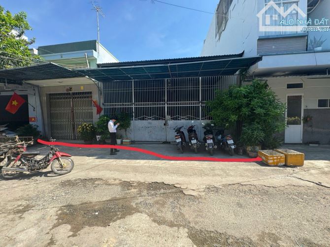 Bán 2 lô đất liền kề 2 mặt tiền trước sau Phan Đăng Lưu, Hòn Rớ 1, xã Phước Đồng - 1