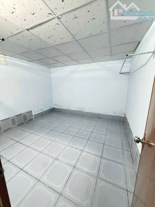 Bán gấp nhà cấp 4 ở Tân Xuân Hóc Môn 124m2 chỉ 1TY030 sổ hồng riêng - 1