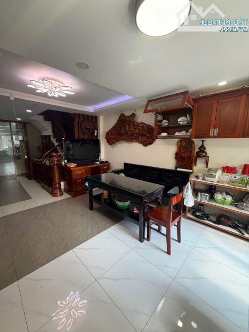 Bán Nhà P.9, TÂN BÌNH, 5 TẦNG, KHU PHÂN LÔ 54m2 (4.2 x 13m) - Sát Q10, Q11, HẺM 8M - 1