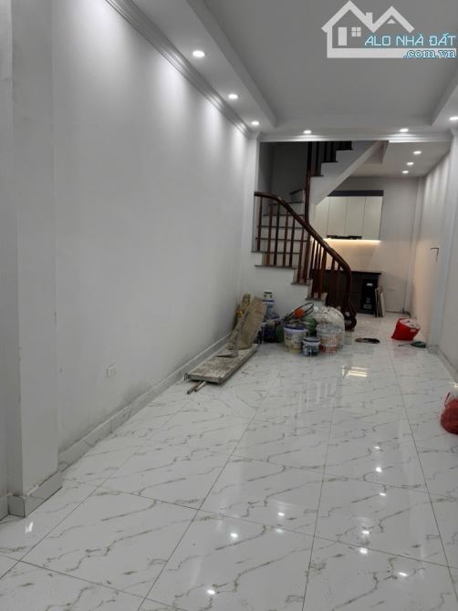 NHÀ ĐẸP NHÂN HÒA - SẴN Ở - NGÕ RỘNG - 31M2 x 5 TẦNG - 1