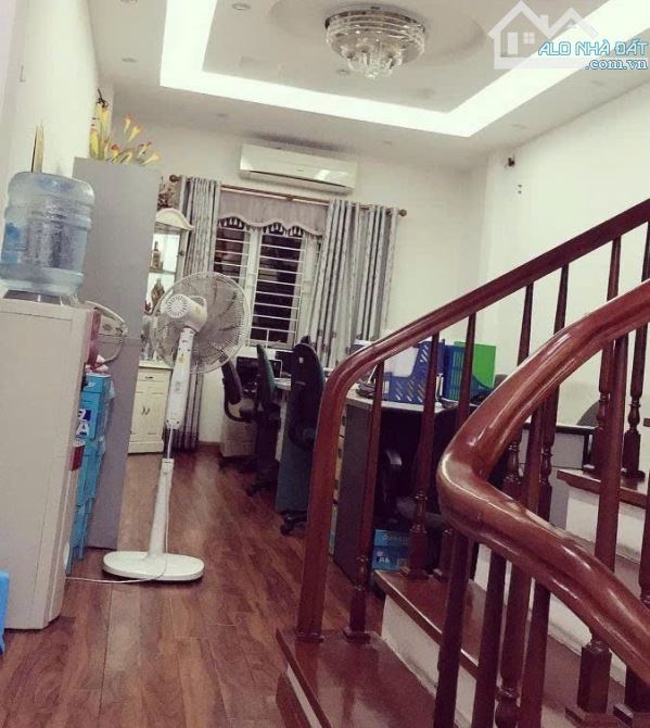 Bán nhà 52m2, 5T Vũ Ngọc Phan Đống Đa – MT 4m, Lô góc 3 thoáng, ngõ thông ô tô. 12.2 tỷ - 1