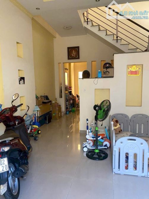 BÁN NHÀ 1 TRỆT 1 LẦU – HẺM ĐƯỜNG SỐ 5, BÌNH TRƯNG ĐÔNG Quận 2 dt đất 72,8m2 ngang 5.2m - 1