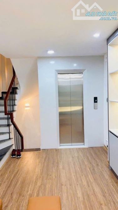 Siêu phẩm Đội Cấn, 2p ra phố, nhà mới, thang máy, kinh doanh, ở ngay, 45m2*6T, giá 8.3 tỷ - 1