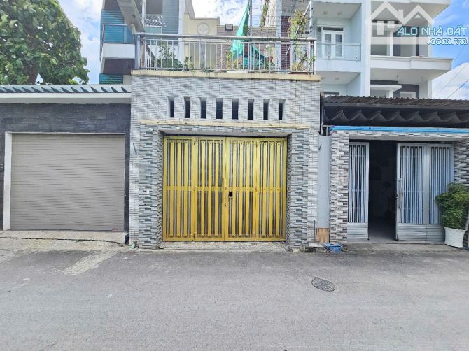 Nhà gần chợ Dĩ An, phường Đông Hòa Tp Dĩ An - 1