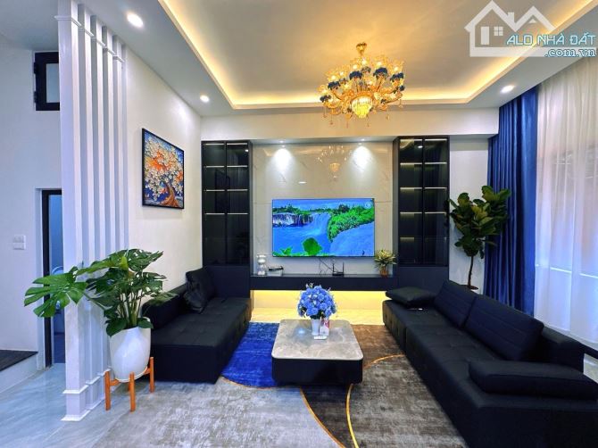 CHÍNH KINH-THANH XUÂN-45Mx5TẦNG-MẶT TIỀN 6M-SỔ PHÂN LÔ-THOÁNG TRC SAU-DÂN XÂY-Ở LUÔN-12 TỶ - 1
