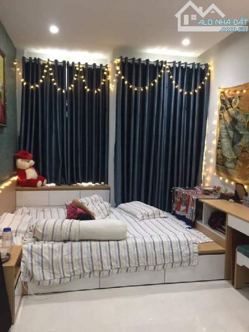 Bán nhà Tô Hiến Thành Q.10, 5 tầng, có ban công và sân thượng, sổ đẹp, nhỉnh 5 tỷ - 1