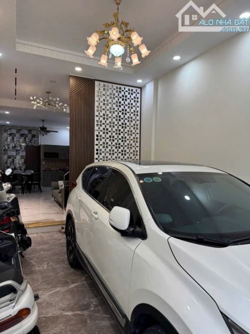 QUẬN 1 – MẶT TIỀN HUYỀN QUANG, P.TÂN ĐỊNH -NHÀ MỚI NỘI THẤT CAO CẤP - 60m²(4*14.5m) NH - 1