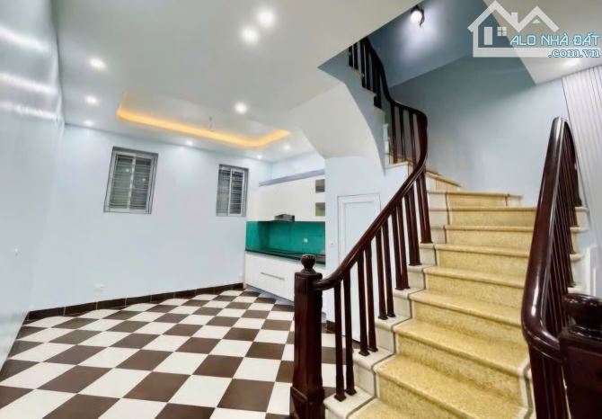 Mặt tiền rộng – Nhà 2,5 tầng Lê Đại Hành, Kỳ Bá, vị trí vàng, mua giá chính chủ - 1