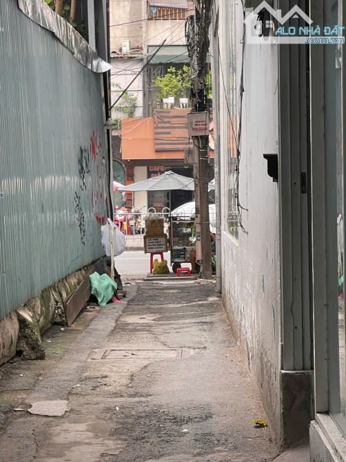 BÁN NHÀ CÁCH MT NGUYÊN CƯ TRINH 20M. GIÁ 4,2 TỶ. NHÀ ĐẸP NGAY TRUNG TÂM QUẬN1 - 1