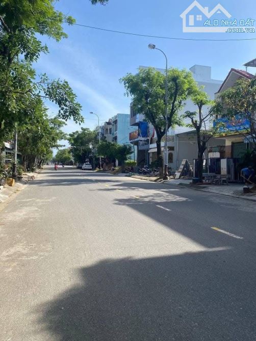 Bán Đất Mặt tiền 10m5 Trần Nguyên Đán - gần biển Nguyễn Tất Thành, giá 6 tỷ 700 Tl - 1