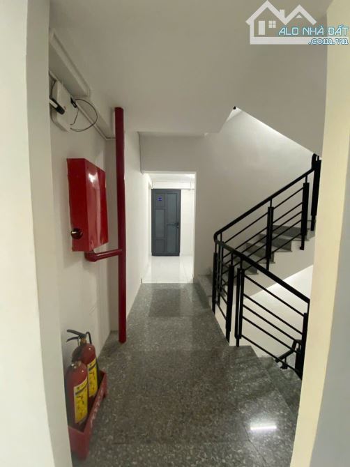 Bán CHDV mặt tiền 81 Tân Quy, Quận 7. DT 14 x 20m. Hầm 7 tầng. HĐT 350tr/ tháng. Giá 69 tỷ - 1