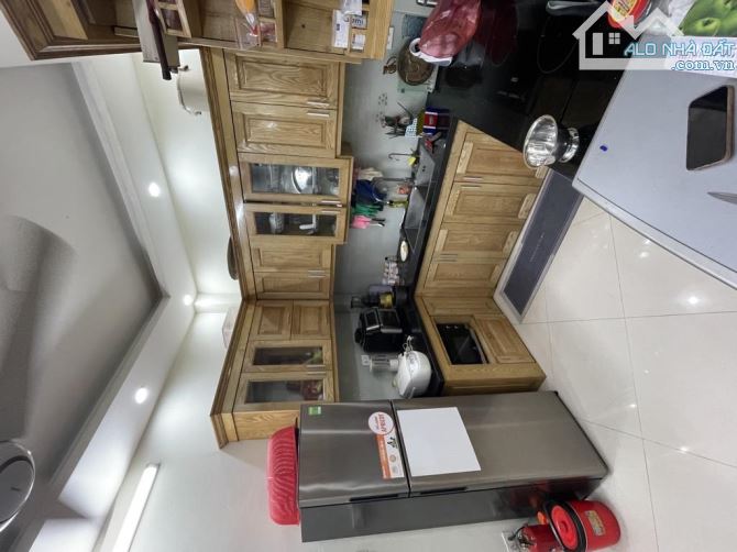 Nhà mặt đường Cổ Nhuế 33m2, 5 tầng, ô tô tránh, giá tốt - 1