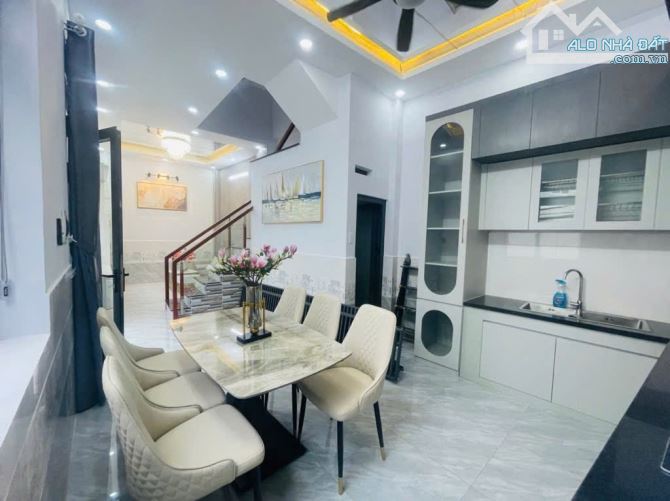 Bán nhà mới 100%, Nam Long Trần Trọng Cung, P.Tân Thuận, Q7, 4 lầu, 4PN, chỉ 5,5 tỷ! - 1
