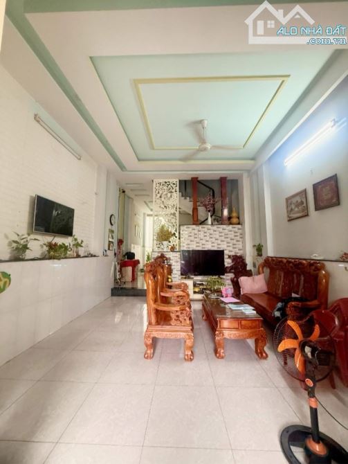 4 TẦNG-HƯƠNG LỘ 2 - BÌNH TRỊ ĐÔNG A- BÌNH TÂN- DT: 4.6*16M -6 TỶ 350 - 1