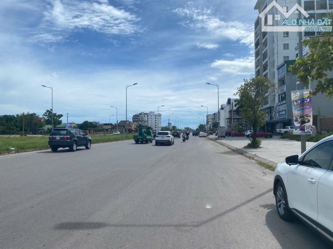 Bán 141m2 nhà 4 tầng Kinh doanh mặt đường 72 - Nghi Phú - 1