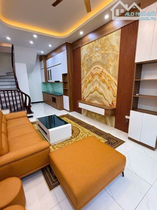 PHÚ LÃM HÀ ĐÔNG NHỈNH 5 TỶ CÓ NHÀ 5 TẦNG MỚI ĐẸP_ NỘI THẤT SỊN_ GẦN TRUNG TÂM_ BẠT NGÀN - 1