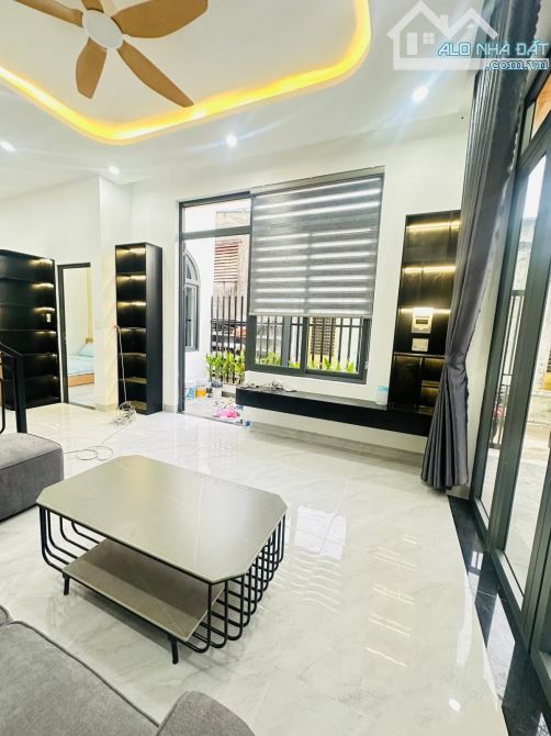 Chính chủ cần bán nhanh căn nhà 3 tầng đường tô hiệu. Hòa Minh - 1