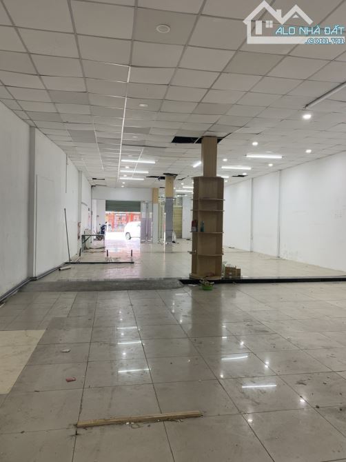 NHÀ MẶT TIỀN QL50 XÃ BÌNH HƯNG- NGANG 8.2x30 NỞ HẬU CHỮ T- DTSD 500M2- GẦN BX Q8, ĐMX - 1