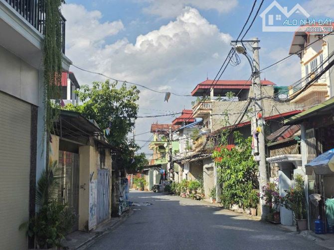 TDP Kiên Thành / Đất vàng 57m, 4.8m, 7.4 tỷ / Ô tô tránh, Xây ở hoặc đầu tư đều tốt - 1