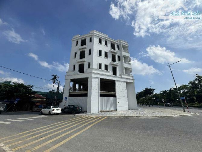 TDP Kiên Thành / Đất vàng 80m, 4.1m, 7.8 tỷ / Ô tô đỗ cửa, Sát mặt phố Kiên Thành - 1