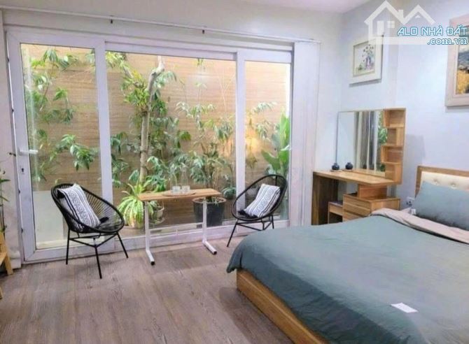 Cho thuê nhà Đào Tấn, Liễu Giai 40m, 5 tầng, gần phố, ngõ thoáng, 16 triệu/tháng - 1