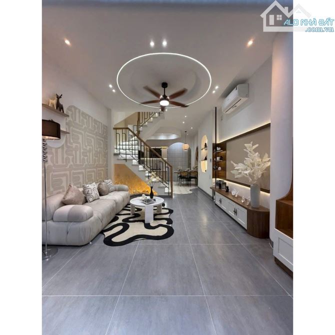 Nhà 3 tầng đẹp như tranh,full nội thất,ngay chợ Thạch Đà, GV: chỉ 4.96 tỷ - 1