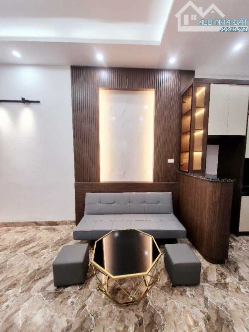 BÁN CĂN NHÀ TRƯỜNG CHINH - ĐỐNG ĐA - Ô TÔ GẦN- MỚI ĐẸP Ở NGAY - 1