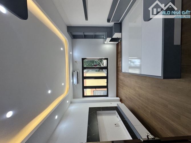 Bán nhà Khương Đình – 6 tầng thang máy – Lô góc – Giếng trời thoáng – 32m² – 9,5 tỷ - 1