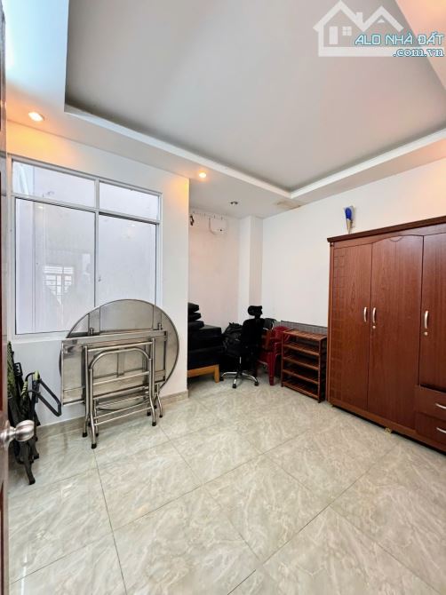 SÁT CHỢ LÊ VĂN QUỚI - CHỈ VÀI BƯỚC RA MT - 51M2 (4x13) 4 TẦNG ĐÚC ĐẸP - CHỈ NHỈNH 5 TỶ🌷 - 1